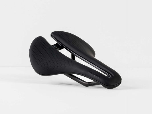 SADDLE BONTRAGER AEOLUS PRO 145MM BLACK