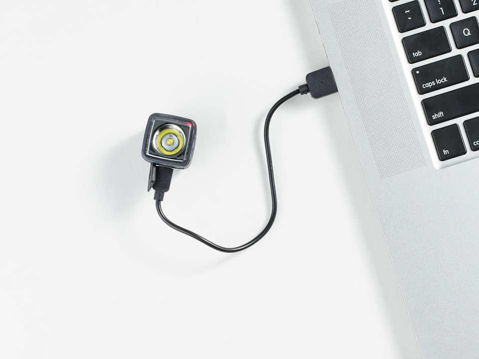 LIGHT BONTRAGER ION 100 R HEADLIGHT