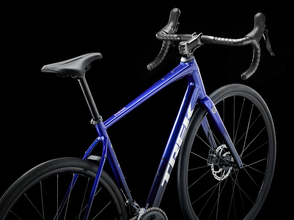 TREK DOMANE AL 4 2025