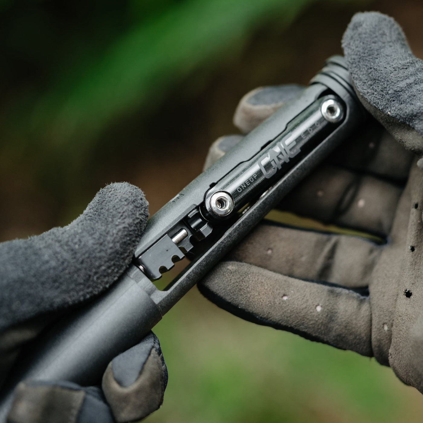 EDC V2 TOOL - BLACK